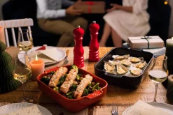 Paistoastiat^Peugeot vuoka Appolia suorakaide 36 cm punainen