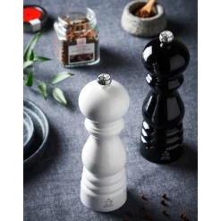 Keittiötarvikkeet^Peugeot Z-suolamylly Paris karkeudensäädöllä 22cm kiiltävä v