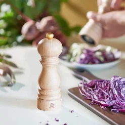 Keittiötarvikkeet^Peugeot Z-suolamylly Paris karkeudensäädöllä 18 cm natural