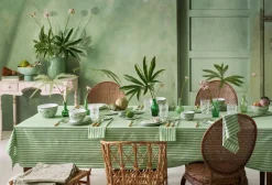 Keittiötekstiilit^Pip Studio pöytäliina Stripes 160x250 cm Light Green