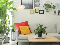 Sisustusvalaisimet^Sessak designlattiavalaisin Lakki valkoinen / marmori