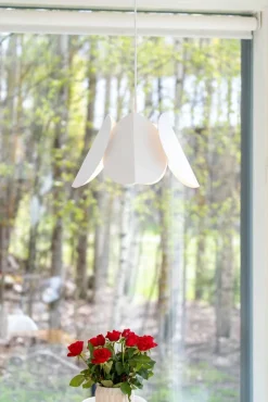 Sisustusvalaisimet^Sessak Lehmus design-riippuvalaisin mattavalkoinen