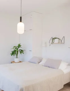 Sisustusvalaisimet^Sessak Millie riippuvalaisin musta