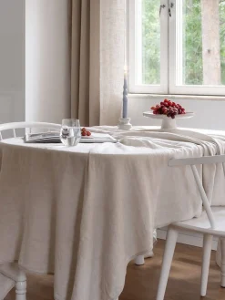 Keittiötekstiilit^Svanefors pöytäliina Julie 145x280 cm l.valkoinen