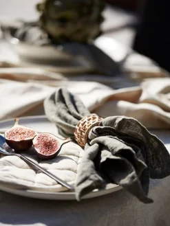 Keittiötekstiilit^Svanefors servetti Julie 45x45 cm sammaleenvihreä