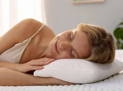 Vuodetekstiilit^TEMPUR matkatyyny Comfort