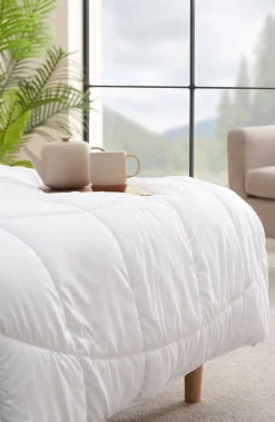 Vuodetekstiilit^TEMPUR peitto Classic Fibre Light 160x210 cm