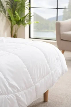 Vuodetekstiilit^TEMPUR peitto Classic Fibre Standard 160x210 cm