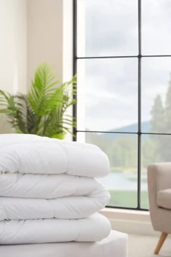 Vuodetekstiilit^TEMPUR peitto Luxe Fibre Cooling Standard 160x210 cm