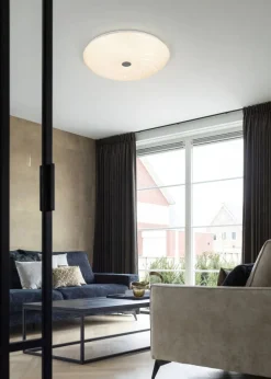 Sisustusvalaisimet^Trio Lighting LED kattovalaisin Gravity 57 cm valkoinen/krom