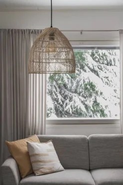 Sisustusvalaisimet^Trio Lighting riippuvalaisin Rike E27 rottinki