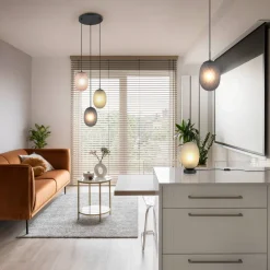 Sisustusvalaisimet^Trio Lighting riippuvalaisin Facette 1-os E27 mattamusta/sav