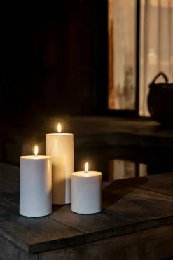 Koriste- Ja Kausivalot^Uyuni LED kynttilä ulkokäyttöön 8,4x15 cm valkoinen