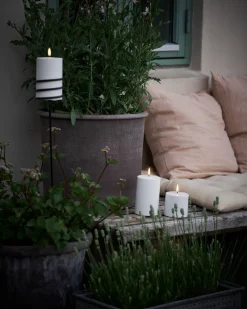 Koriste- Ja Kausivalot^Uyuni LED-kynttilä ulkokäyttöön 7,8x17,8 cm White