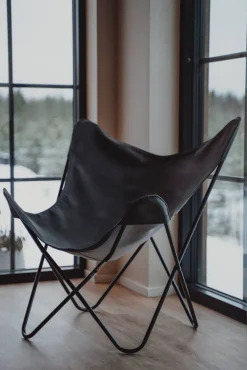 Huonekalut^Varax Lepakkokangas 36A musta keinonahka