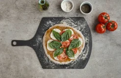 Keittiötarvikkeet^Victorinox pizzalauta 43 x 25,5 cm musta