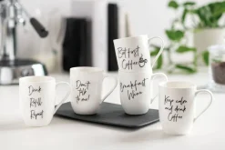 Astiat^Villeroy&Boch Statement muki 11,5x8x10,5cm 0,28l But first Coffee