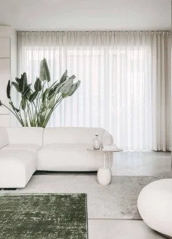 Keskilattiamatot^VM-Carpet Basaltti 490 vihreä 133*200 cm, kantti 5774