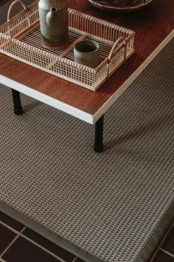 Keskilattiamatot^VM-Carpet matto Lyyra2 200x300 cm 73 beige