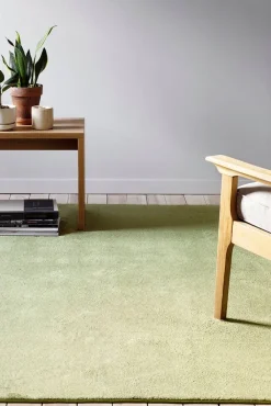 Keskilattiamatot^VM-Carpet Satine 572 vihreä, 200*300 cm, kantti 5784