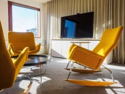 Keskilattiamatot^VM-Carpet Tunturi 77 harmaa, 133*200 cm, kantti 077 B