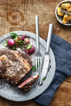 Aterimet^WMF Nuova pihviveitsi- ja haarukkasetti 12-os. ruostumaton teräs