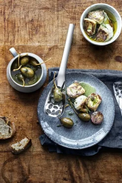 Tarjoilu^WMF Nuova tarjoilulusikka 25 cm reiällinen