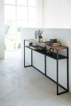 Huonekalut^Yamazaki konsolipöytä Tower hyllyllä musta