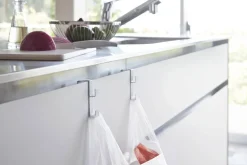 Kylpyhuoneen Säilytys|Hyllyt Ja Telineet^Yamazaki koukut kaapinoveen valkoinen