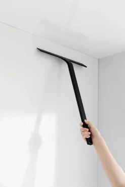 Kylpyhuonetarvikkeet|Puhdistus Ja Siivous^Yamazaki kuivauslasta Tower musta