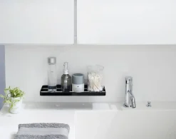 Kylpyhuoneen Säilytys^Yamazaki kylpyhuoneen hylly Tower musta