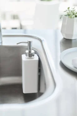 Kylpyhuonetarvikkeet^Yamazaki saippua-annostelija Tower valkoinen