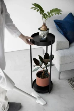 Huonekalut^Yamazaki sivupöytä Tower pyörillä musta