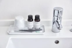 Toimistotarvikkeet|Ruoansäilytys Ja Järjestys^Yamazaki Tower tarjotin valkoinen 22x10 cm