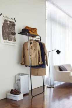 Kylpyhuoneen Säilytys|Hyllyt Ja Telineet^Yamazaki vaateteline musta